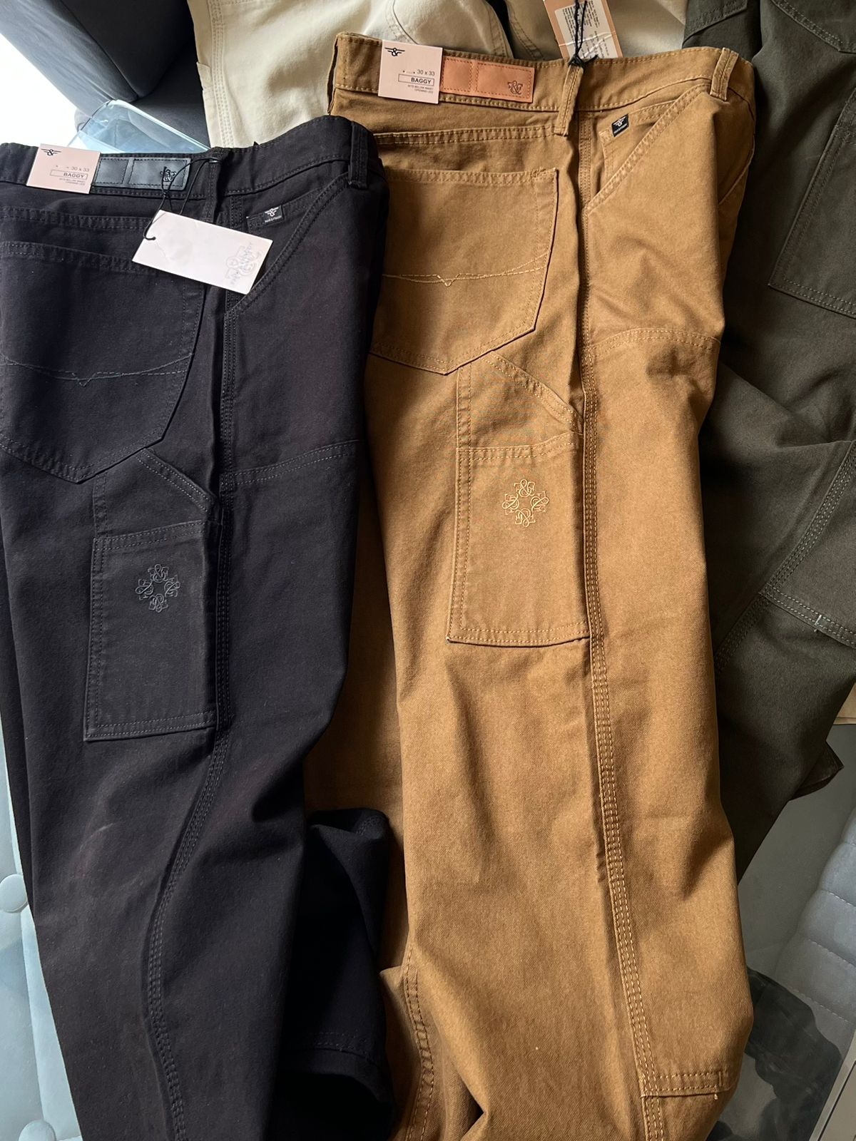 Loose Fit Utility Denim Cargo Pants (Baggy Style)