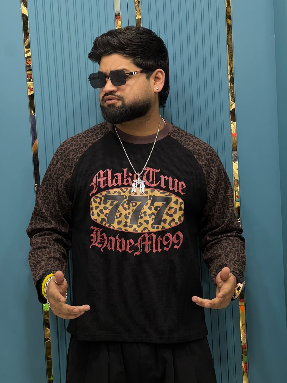 Boxy Fit Waffle-Knit Leopard Raglan Sleeve "777" Graphic T-Shirt